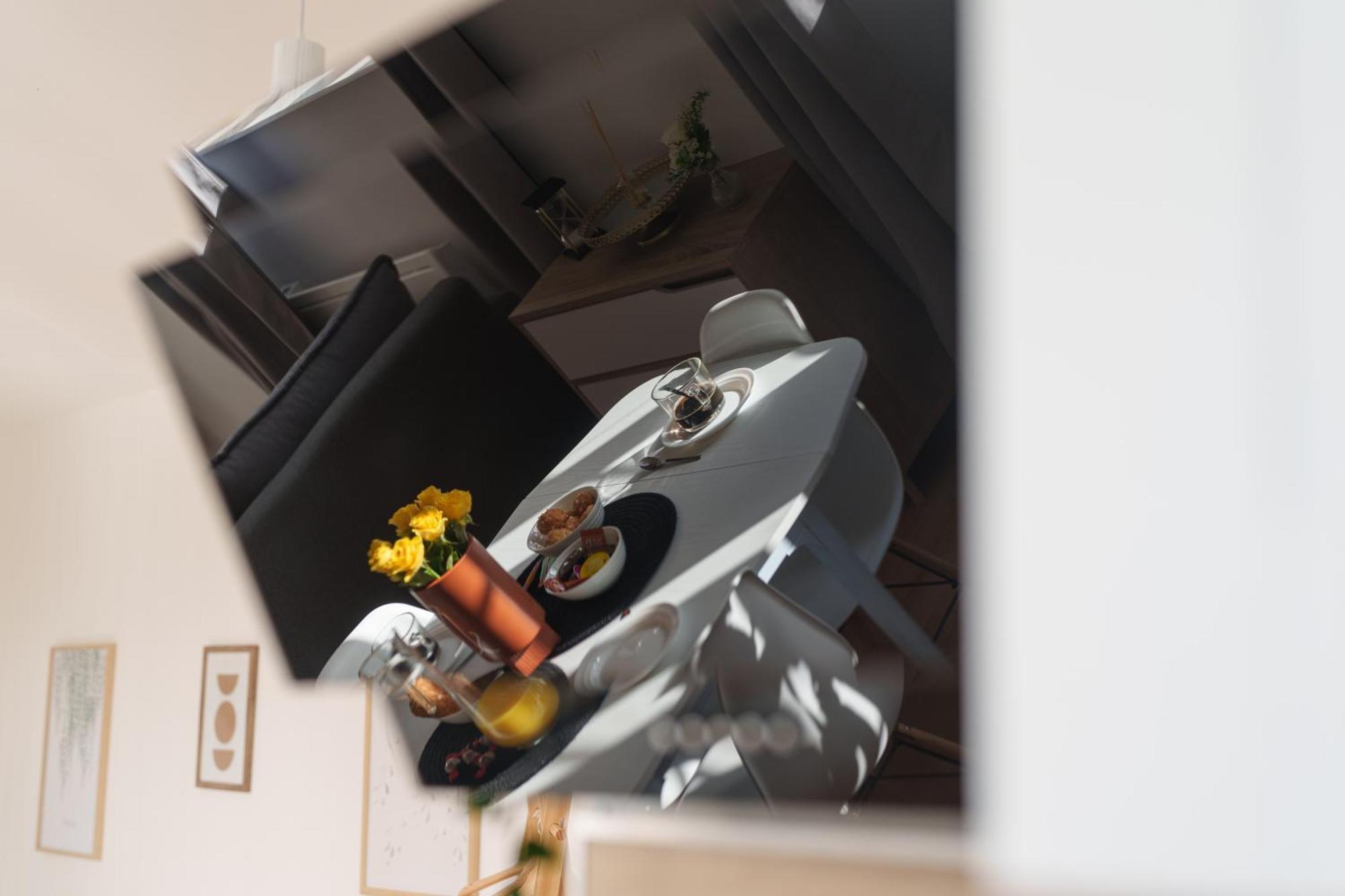 Le Fleur De Cerisier - Zmn Conciergerie Appartement Saint-Quentin  Buitenkant foto