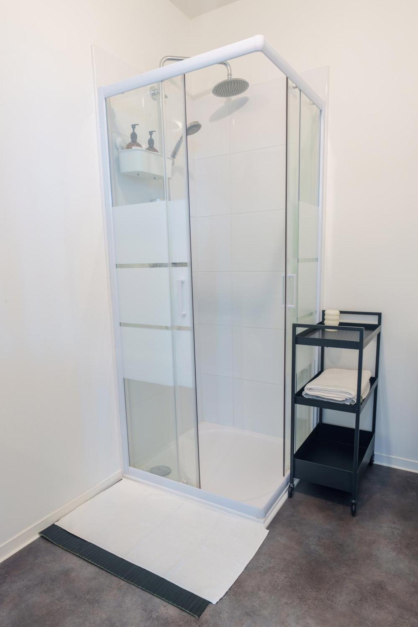 Le Fleur De Cerisier - Zmn Conciergerie Appartement Saint-Quentin  Buitenkant foto